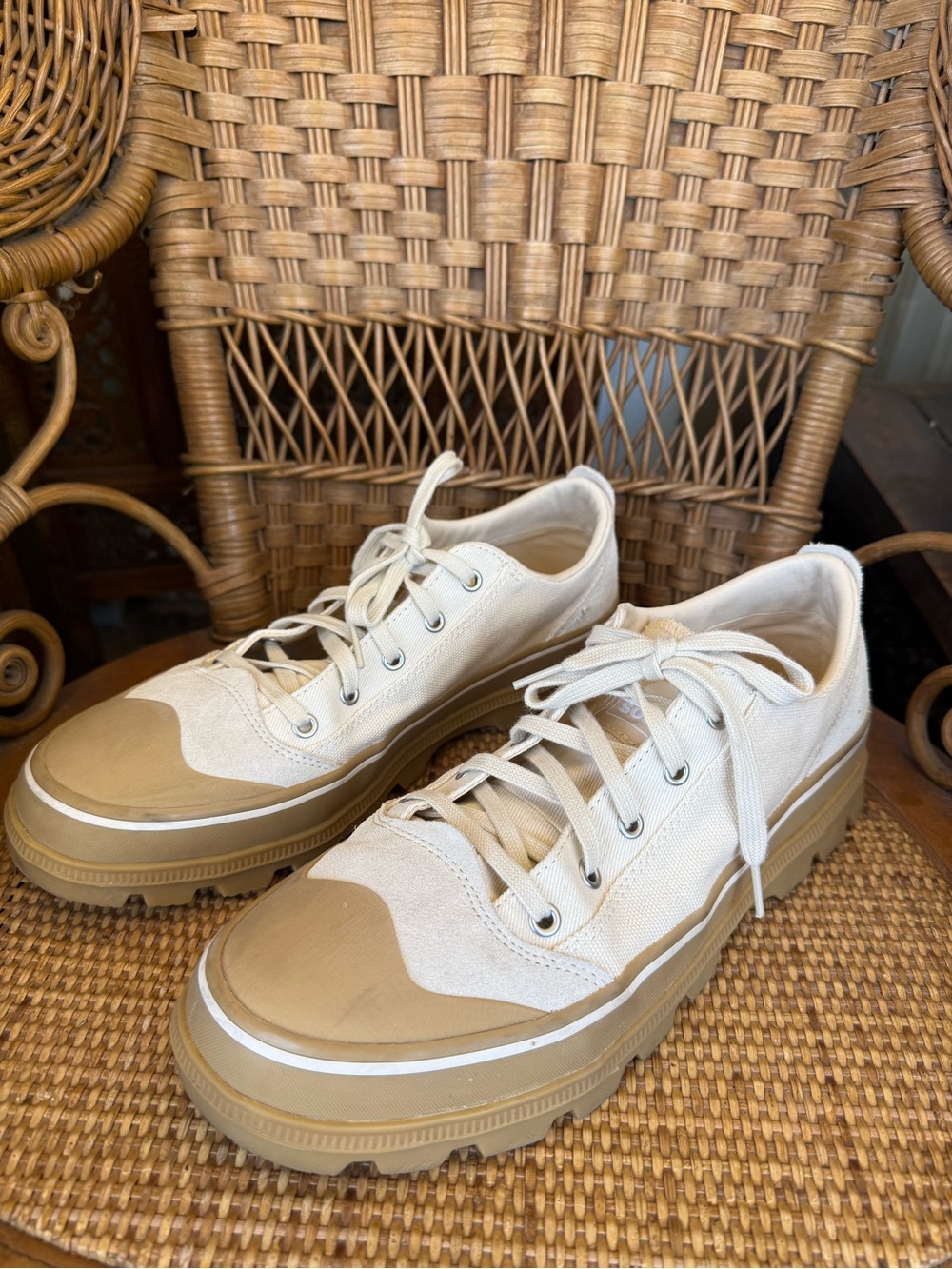 Sorel Men's Low-Top Sneakers in Cream and Tan